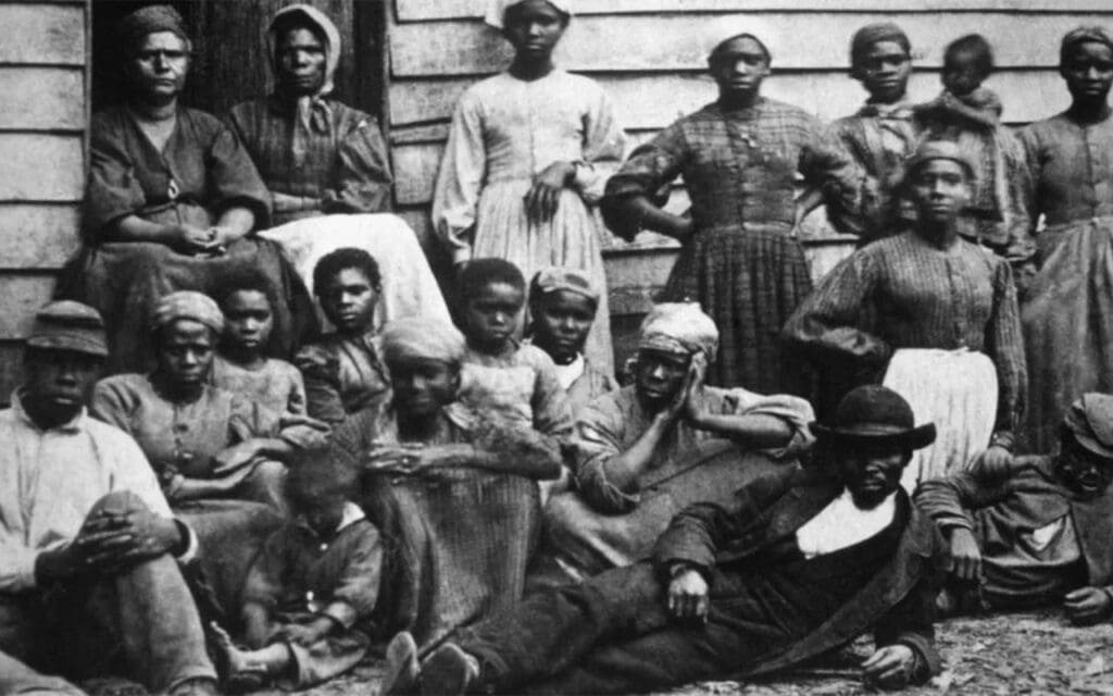 photo of people who were enslaved